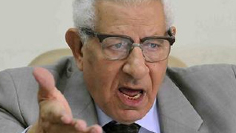 فراعنة‭ ‬الإعلام‭ ‬الرسمي‭ ‬يسقطون‭ ‬بعد‭ ‬تنحي‭ ‬أبو‭ ‬الهول‭!‬