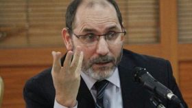 العدالة والتنمية المغربي ينوب عن المخزن في الرد على مقري