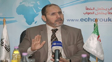 Makri: «Notre but est de préserver l’Etat»