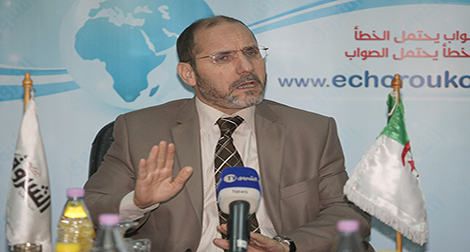 Makri: «Notre but est de préserver l’Etat»