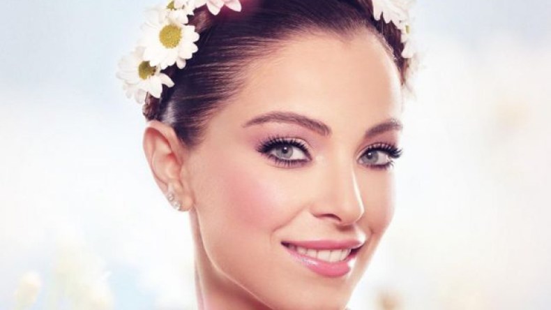 نصائح ذهبية لمكياج ثابت في الصيف