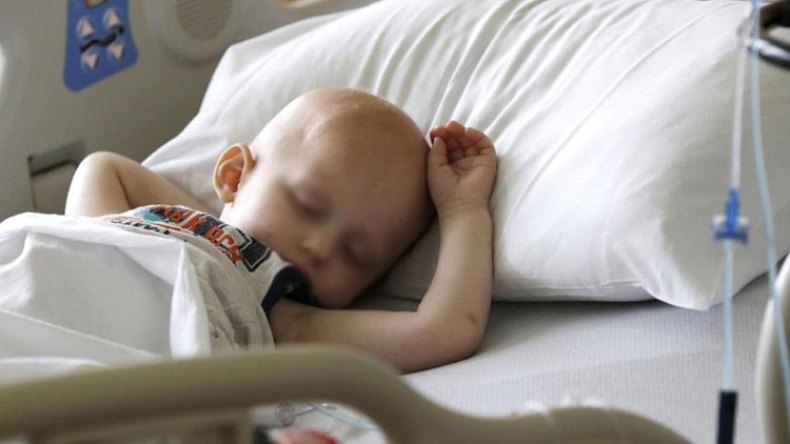 الوزير يصدم مرضى السرطان: لا نملك المال لجلب الأدوية الجديدة