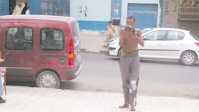 المستشفيات العقلية تطلق المجانين إلى الشارع