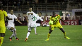 الماليون يعلقون آمالا كبيرة للثأر من “الخضر” وكسب تأشيرة “كان” 2015