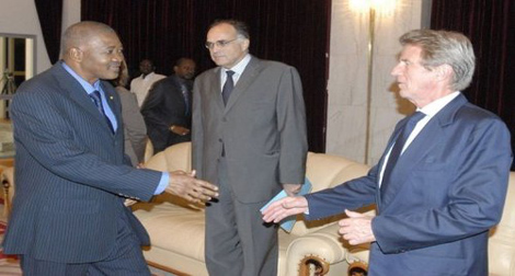 L’ambassadeur d’Algérie à Bamako remet la déclaration du gouvernement algérien aux auteurs du coup d’Etat au Mali