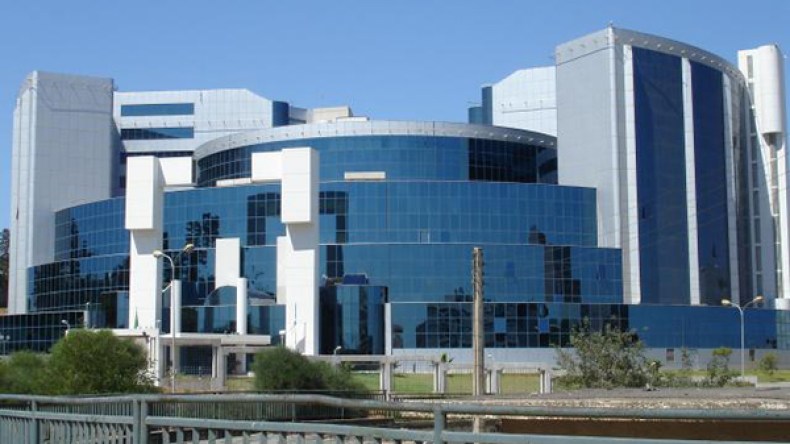 لجنة من وزارة المالية تحقق بمديرية الشؤون الدينية والأوقاف لولاية الجزائر