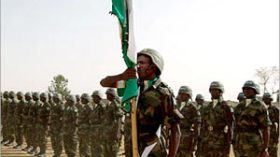 الجزائر أبدت استعدادها لاستئناف الوساطة بين المتمردين والحكومة المالية