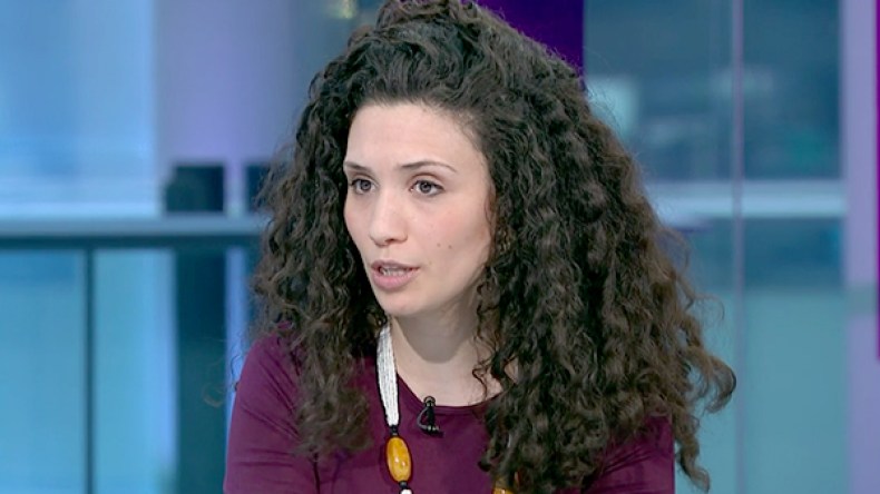 “الموساد” نسج مؤامرة للإطاحة بالجزائرية ماليا بوعطية