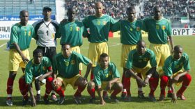 مكان مواجهة “الخضر” يربك الماليين