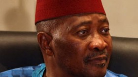 Le Mali mène “une lutte totale contre Al-Qaïda”, selon le président Touré