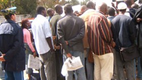 ماليون ينتحلون صفة سينغاليين للدخول إلى الجزائر