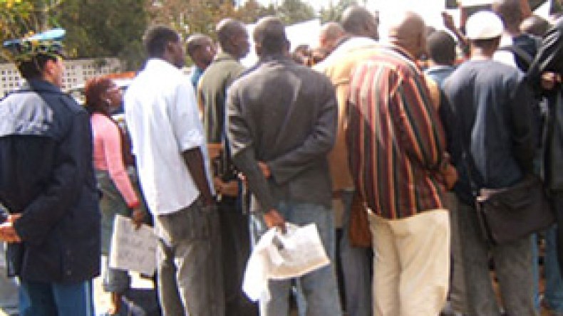 ماليون ينتحلون صفة سينغاليين للدخول إلى الجزائر