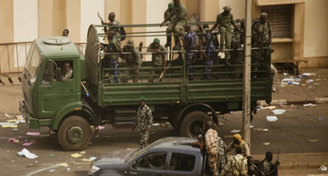 Marche pour la “libération” du Nord après le putsch du 22 mars à Bamako