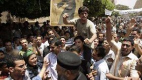 18 جريحا في مصادمات بين مسلمين وأقباط في مصر