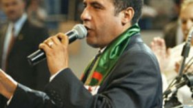 أمير‭ ‬الراي‭ ‬مامي‭ ‬في‭ ‬أول‭ ‬امتحان‭ ‬حقيقي‭ ‬له‭ ‬أمام‭ ‬الجمهور