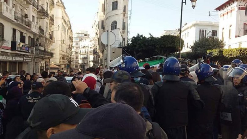 “الساتاف” تدعم الحراك الشعبي
