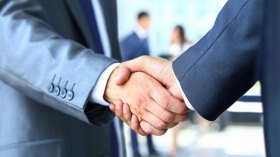 نريد العيش بسلام!