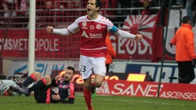 ماندي يتفوّق على الوناس في مباراة جزائرية بفرنسا