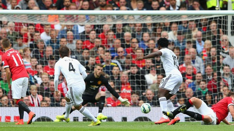 “الشياطين الحمر” يسقطون لأول مرة في معقلهم في افتتاح “البريمرليغ” منذ 42 سنة