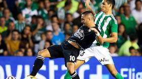 ماندي يتعثر.. وينال الصفراء