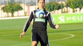 غوركوف يضبط تشكيلته ويجرب ماندي في محور الدفاع