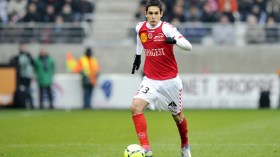 ليون يُتابع باهتمام ماندي