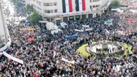 السوريون يتظاهرون ضد الغارة الأمريكية