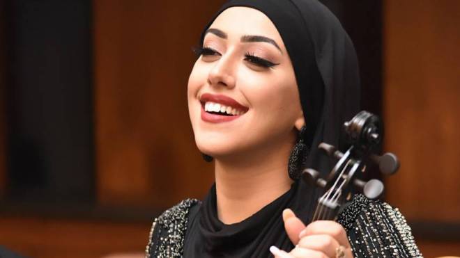 منال حدلي تفتك لقب أحسن مطربة شابة لسنة 2019 بمهرجان “كازا أرت” بالمغرب