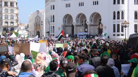 لن نصوم على الحراك..”وماناش حابسين”