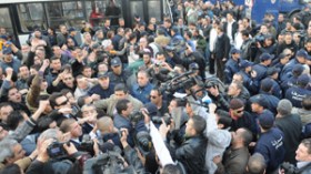 20‭ ‬نائبا‭ ‬يطالبون‭ ‬بتشكيل‭ ‬لجنة‭ ‬برلمانية‭ ‬للتحقيق‭ ‬في‭ ‬احتجاجات‭ ‬الشباب