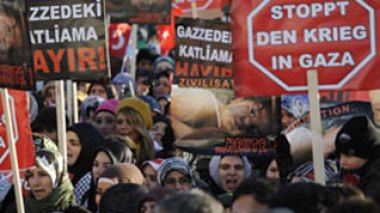 La rue européenne fustige Israël et ses complices