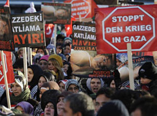 La rue européenne fustige Israël et ses complices