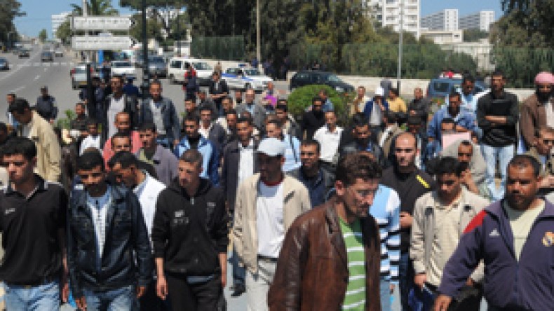 قوات الأمن تفرّق تجمّعا لعساكر المعطوبين في مكافحة الإرهاب