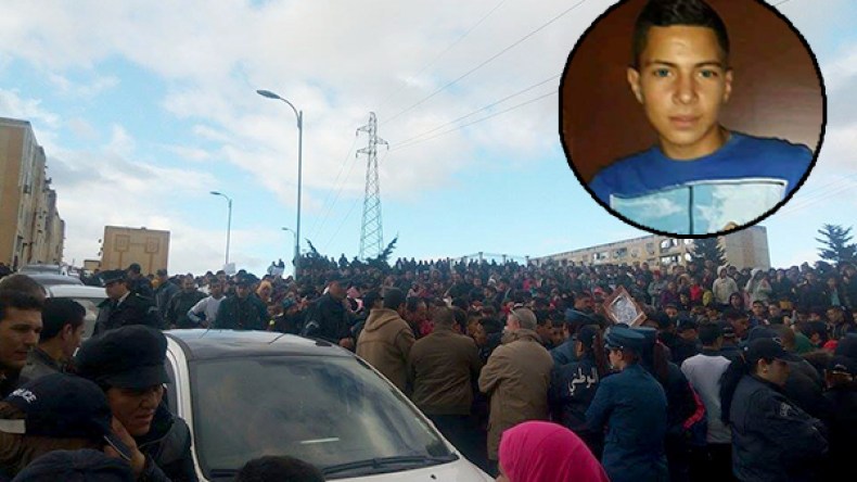 شلل بمدارس سكيكدة والتلاميذ في مسيرة تنديدا بمقتل كمال