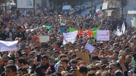 Imposantes marches dans les 48 wilayas