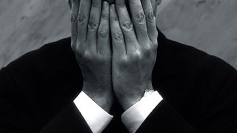 متى سينهض حظـــي النائم من سباته العميق؟ !