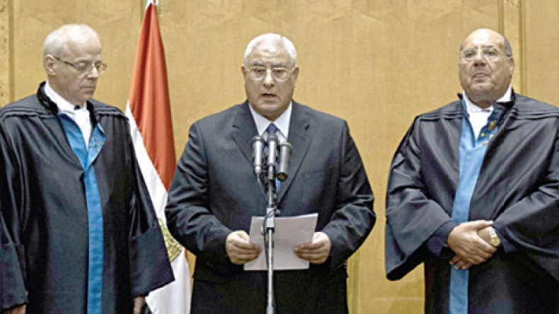 هل رئيس مصر يهودي؟.. سؤال يشغل فيسبوك