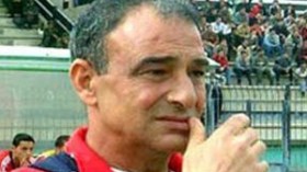 حاج منصور يوافق على تدريب مولودية وهران والترسيم في جويلية