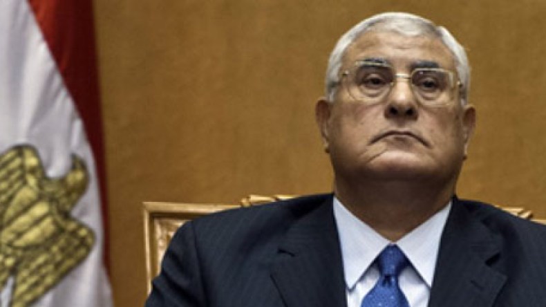 الرئيس المصري المؤقت يقول إنه لن يخوض انتخابات الرئاسة