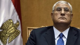 الرئيس المصري المؤقت يزور الكويت والإمارات