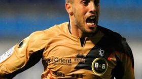 “يزيد  منصوري  لاعب  كبير “