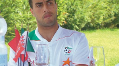 Algerian coach Saadane to reconsider his choices before the World cup