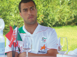 Algerian coach Saadane to reconsider his choices before the World cup
