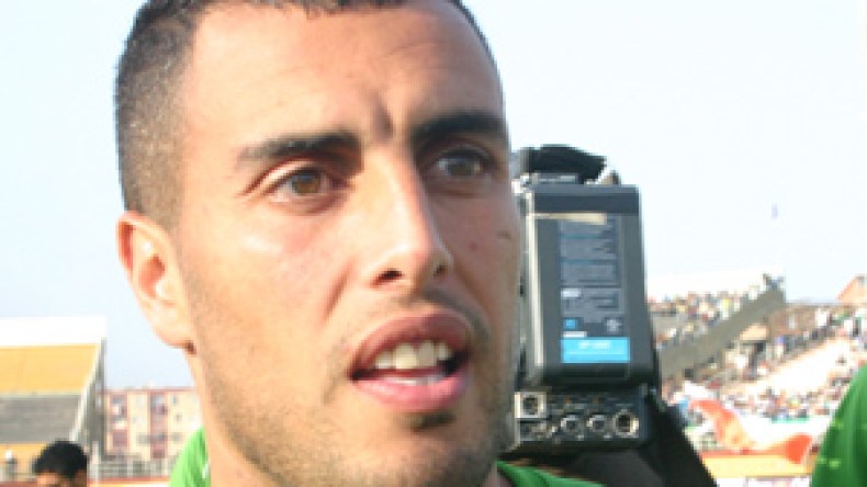 منصوري يأمل في العودة من جديد للخضر