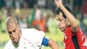 الخضر  مصممون  على  تكرار  سيناريو  1980 .. وشبح  ” الملاعب  المحايدة ”  يطارد  الفراعنة