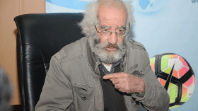 اتقان الفرنسية وقوة الشخصية.. شرطان أساسيان لمدرب الخضر القادم