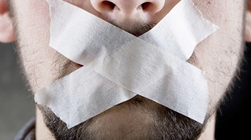 عندما تتحوّل الألسن إلى أفاعٍ تلدغ!