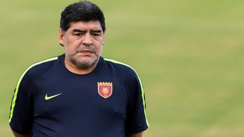 مارادونا يجلد “رعاة البقر” الأمريكان