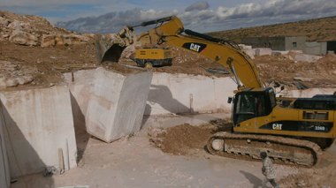 Algeria: Phosphate and Marble exploitation to offset oil prices’ downturn