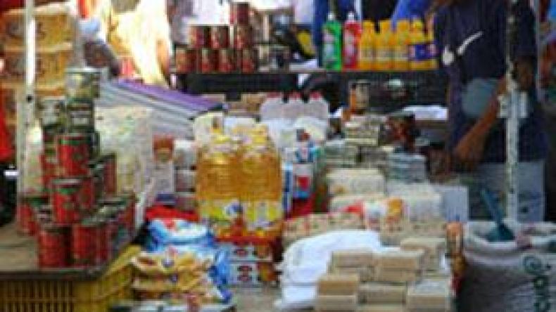 الحكومة خرقت القانون مرتين ووقفت مكتوفة الأيدي أمام الاحتكار